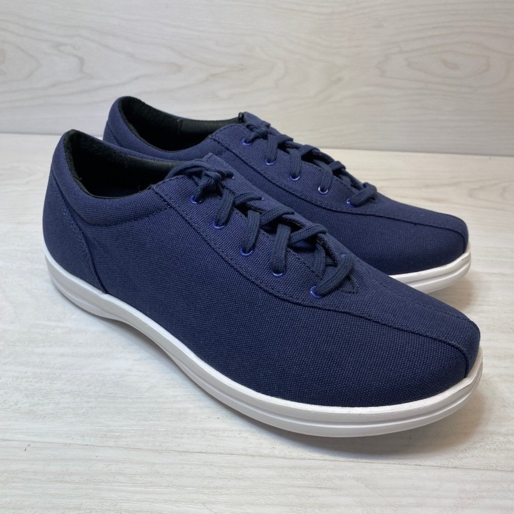 Apex Womens 10.5 Dana Sneakers Canvas Navy Blue Slip Resistant Shoes A401W